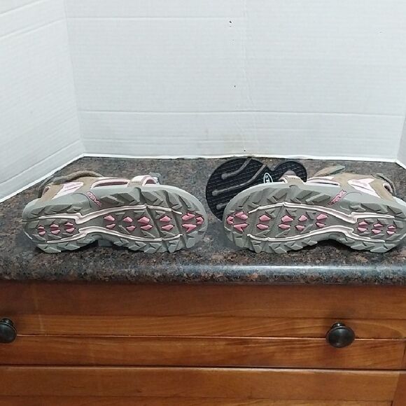 Teva Kids Sandals in Pink and Tan - Picture 4 of 6